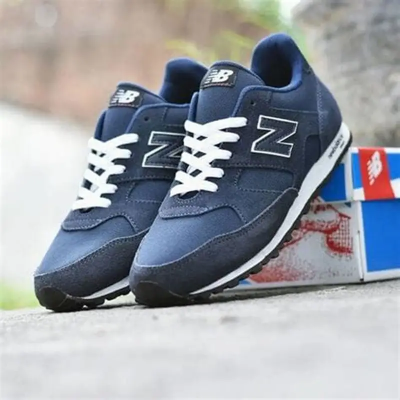 Sepatu Kets Chrispin