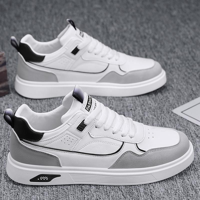 Sepatu Nike rio